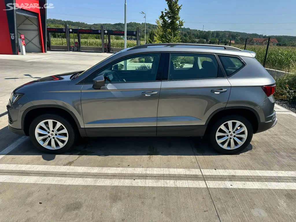 SEAT Ateca - 2,0TDI-110Kw-2023 - fotka 3