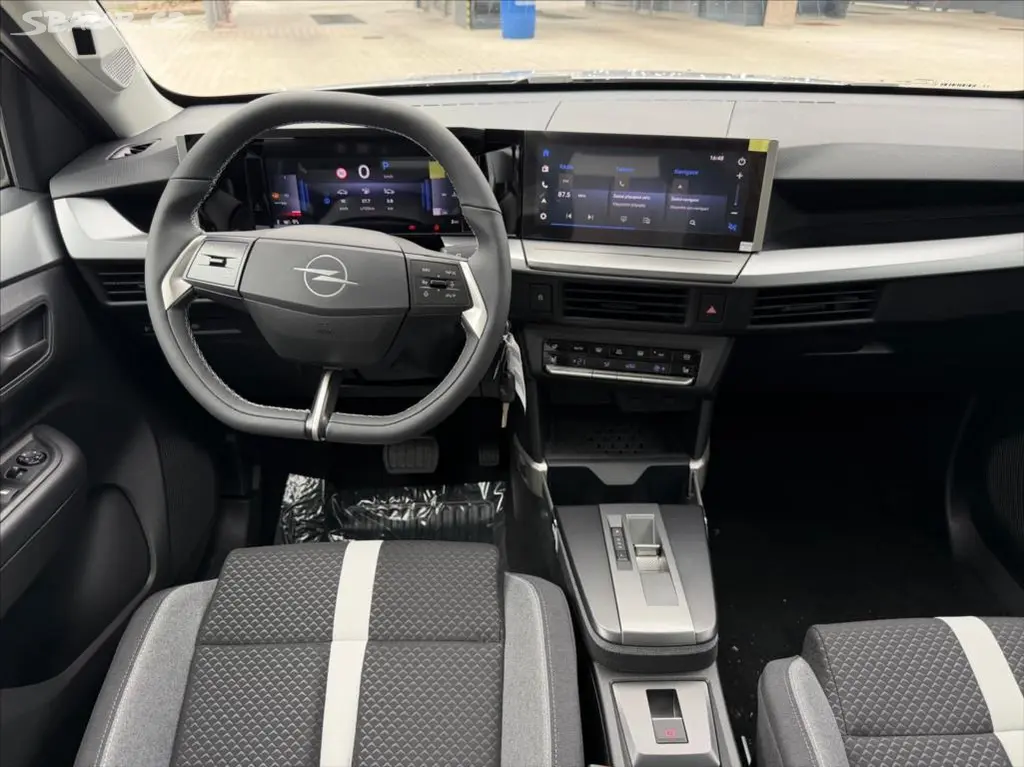 Opel Frontera, 1,2 TURBO EDITION HYBRID - fotka 6