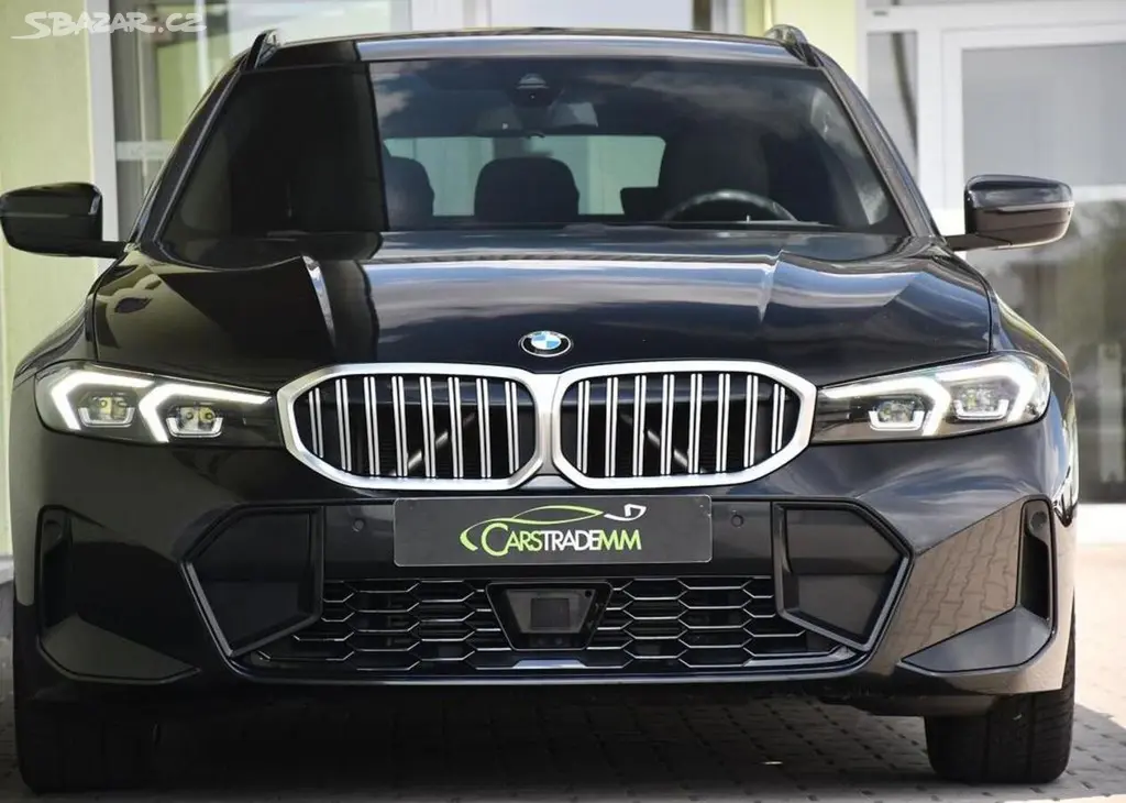 BMW Řada 3 320d xDrive M-SPORT 1M ČR 140 kw - fotka 6