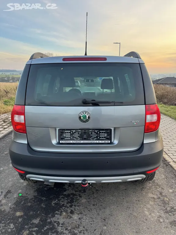 Škoda Yeti 1.2 TSI tažné couvací senzory - fotka 5