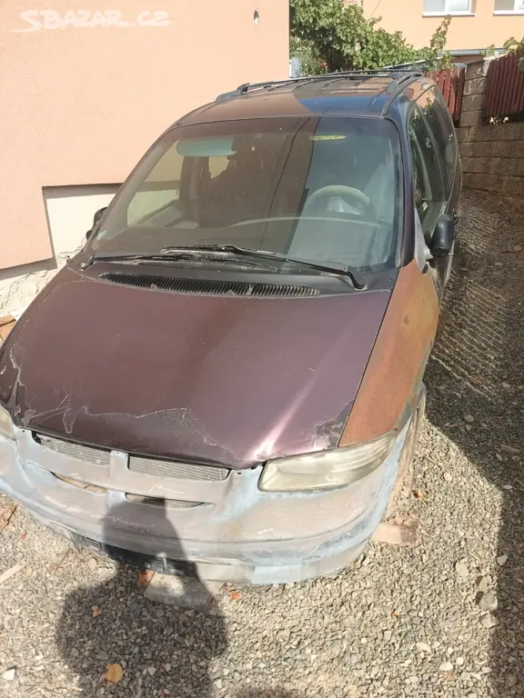 Chrysler Voyager 1998 - Nepojizdné auto