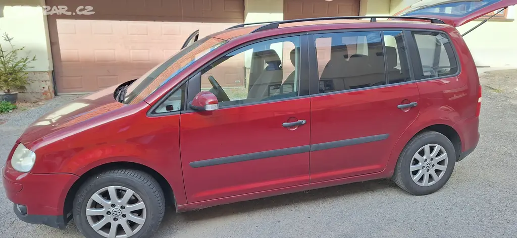 Volkswagen Touran 1,9TDI 74kW - fotka 3