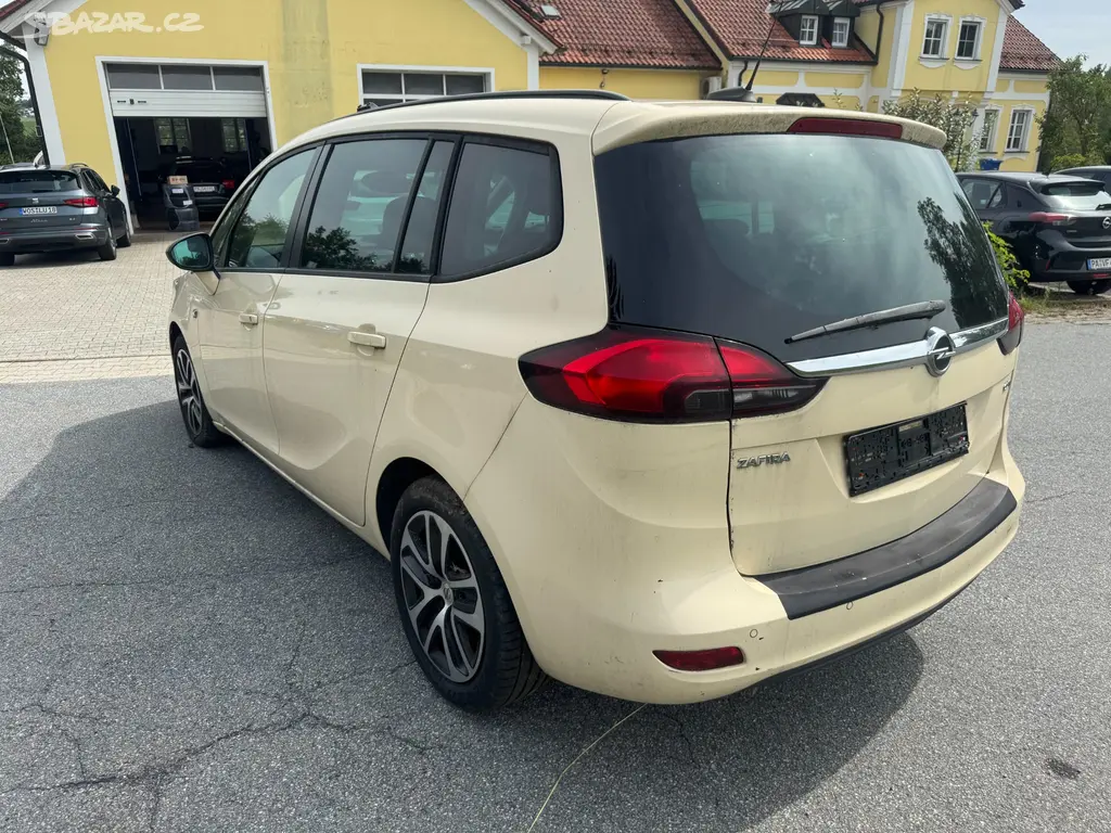 Opel Zafira Tourer 2.0 CDTI 96 kW Automat, 2019 - fotka 3