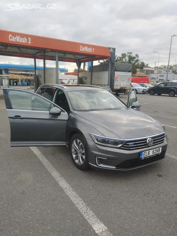 Volkswagen Passat 2016 GTE iv PHEV - fotka 5