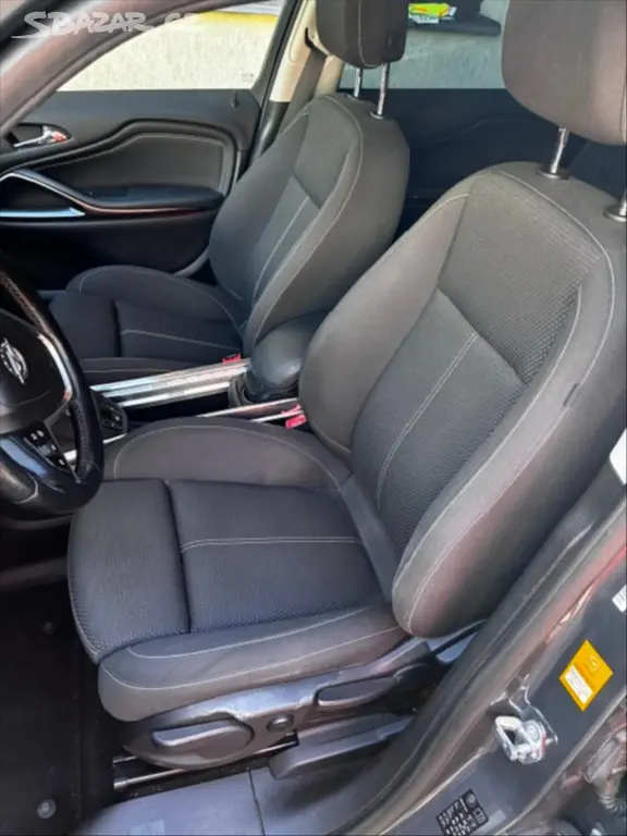 Opel Zafira 1,9 CDTI 125 kW AUTOMAT - fotka 4
