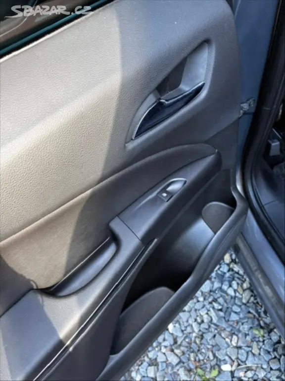 Opel Zafira 1,9 CDTI 125 kW AUTOMAT - fotka 6