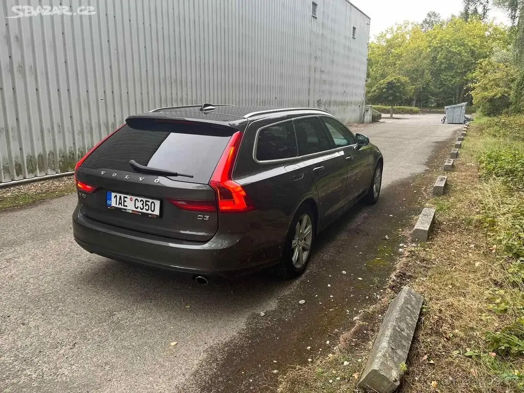 Volvo V90 2,0 D3 - fotka 2