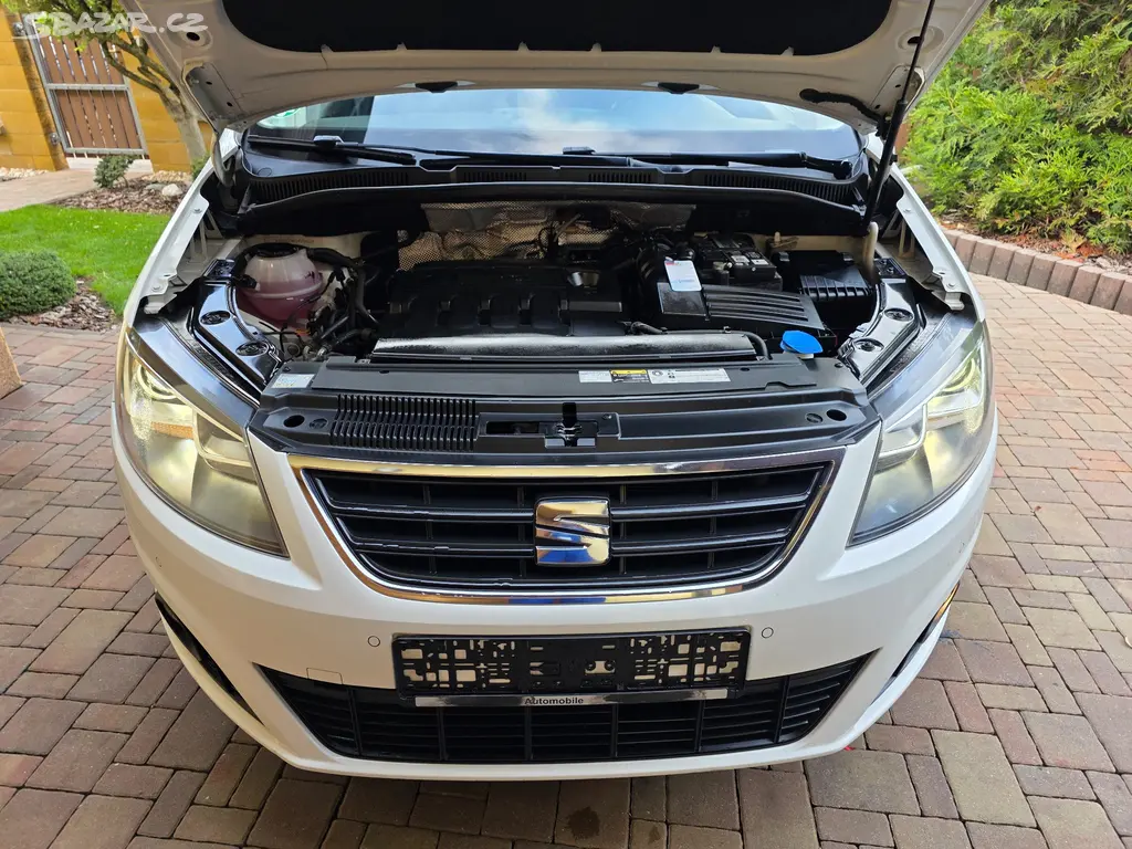 SEAT ALHAMBRA 2.0 TDI 110W 7MÍST BI-XENONY NAV KAM - fotka 5