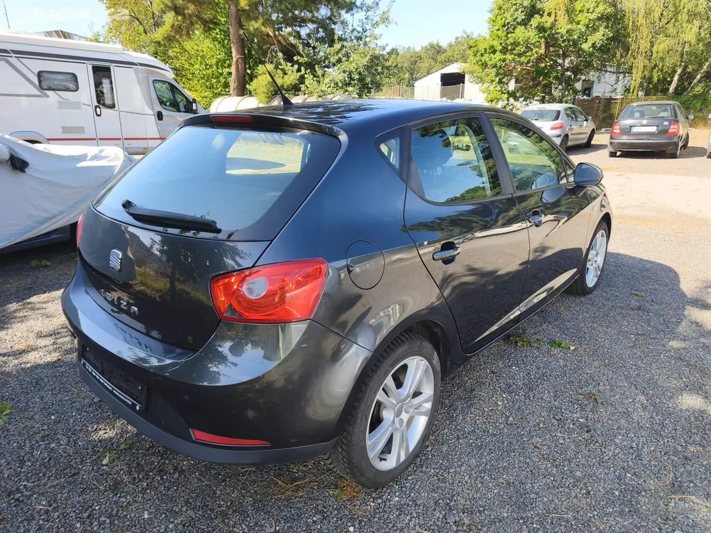 SEAT IBIZA 1.4 16V / 69 000 km! Nová STK! - fotka 6