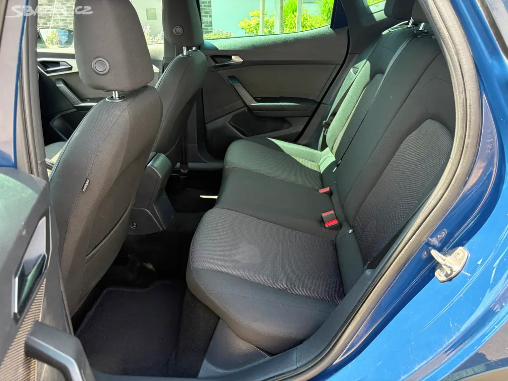 Seat Arona 1.0 TSi, tažné zař., navi, front, smart - fotka 6