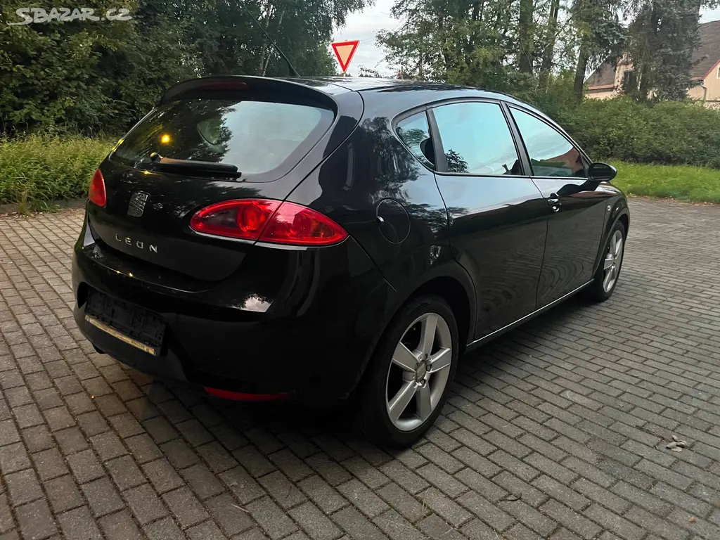 Seat Leon 2.0 FSI 110kw rok 2006 nová STK!! - fotka 5