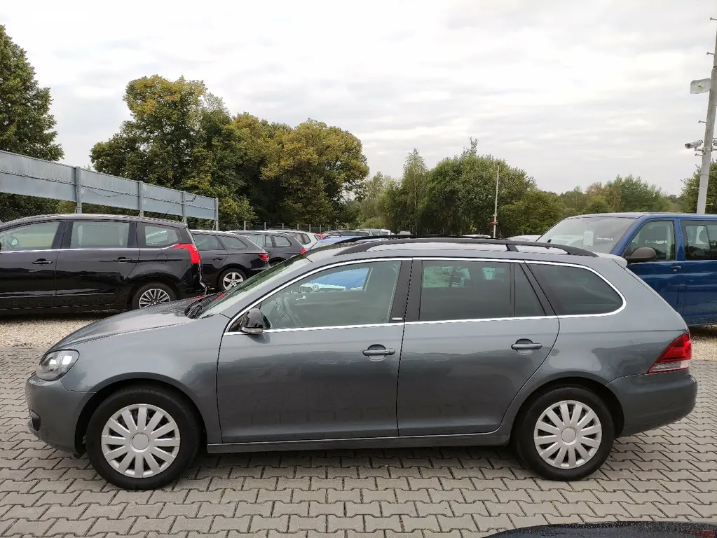 VW Golf 6, 2.0TDi 103KW,VARIANT,STYLE,10xAIRB.,PDC - fotka 6