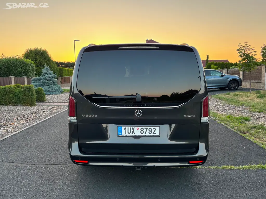 MERCEDES V třída 300d Exclusive 4Matic rv.2025 - fotka 6