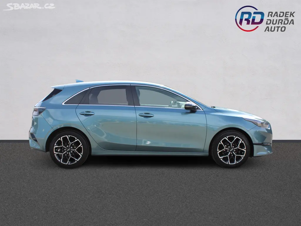Kia Ceed 1,5 TGDI 1MAJ,ZÁRUKA,EDICE 30,2025 - fotka 4