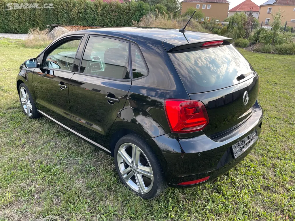 VW POLO 5 (6C) 2017 1,2 66KW HIGHLINE - fotka 2