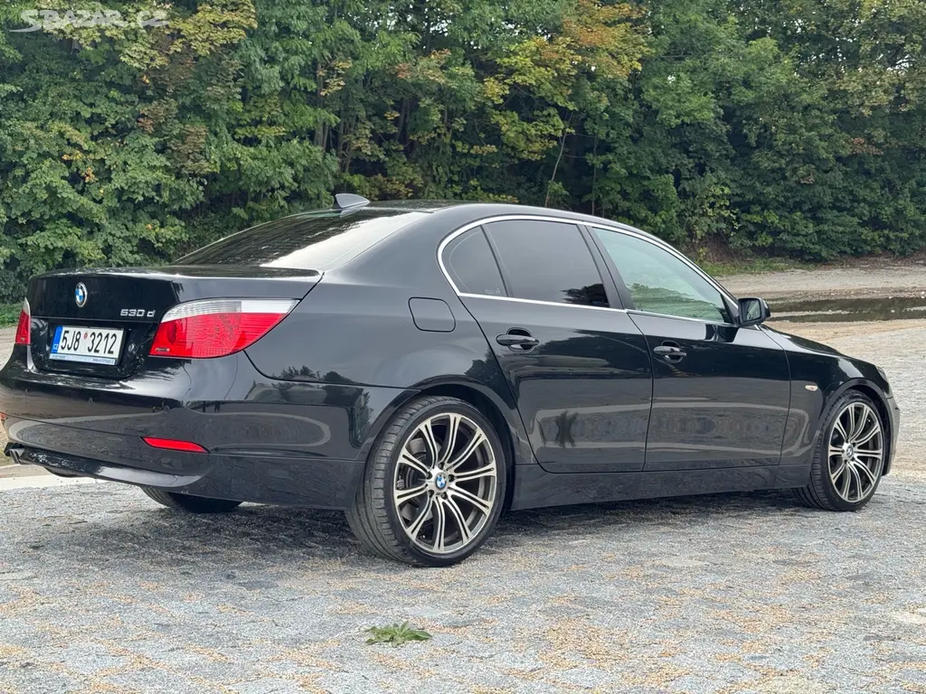 BMW E60 - fotka 2