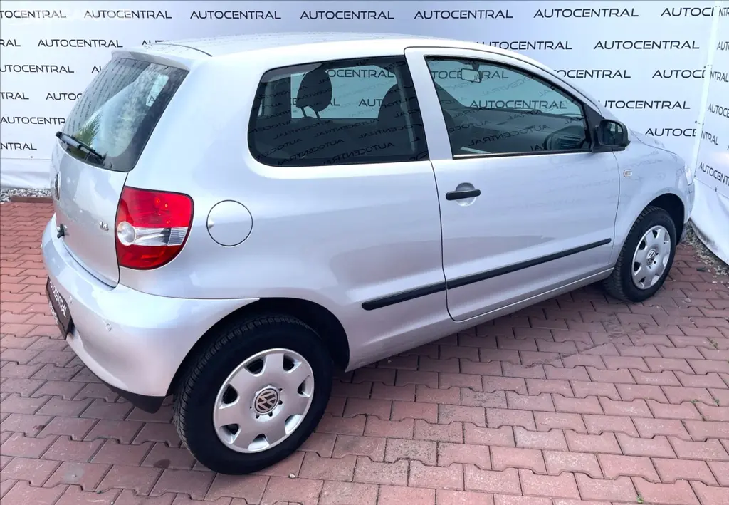 Volkswagen Fox, 1,4 Basis75 55kw servis - fotka 4