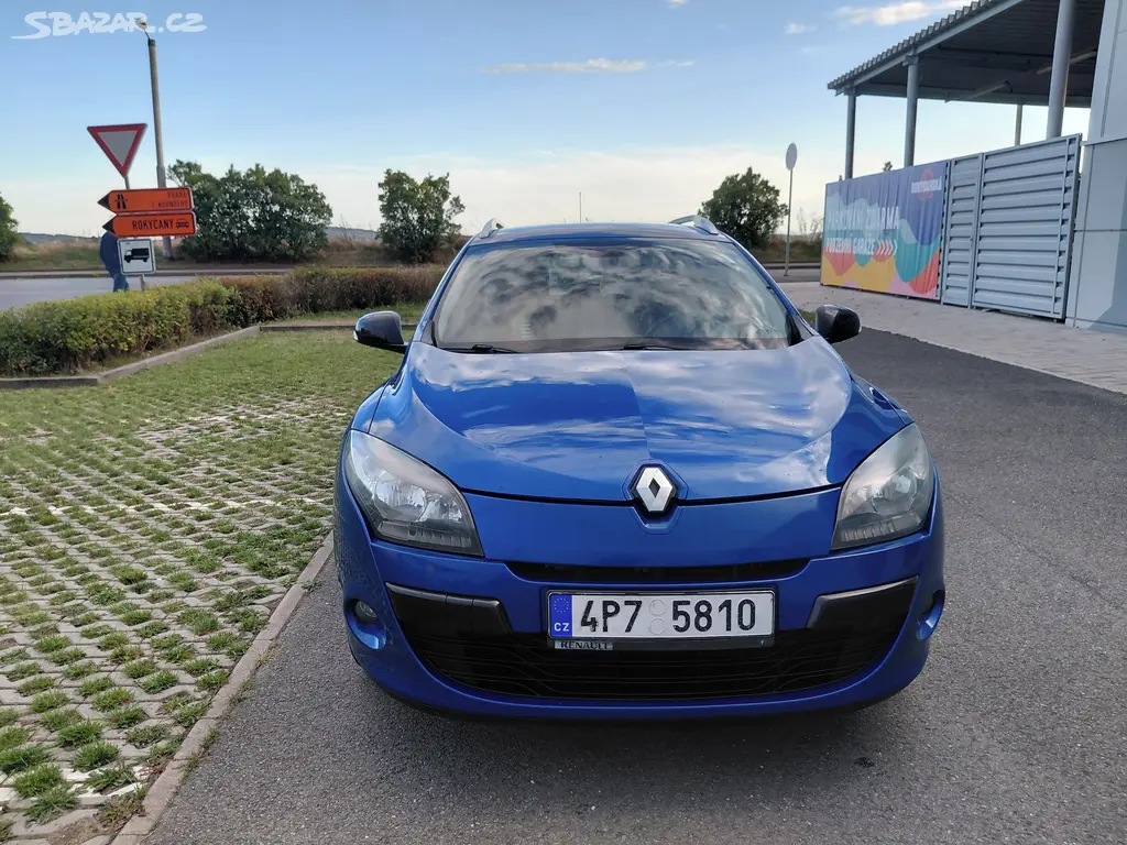 Renault Mégane, 1.6 16V 2.MAJ,PĚKNÉ,SPOLEHLIVÉ - fotka 2
