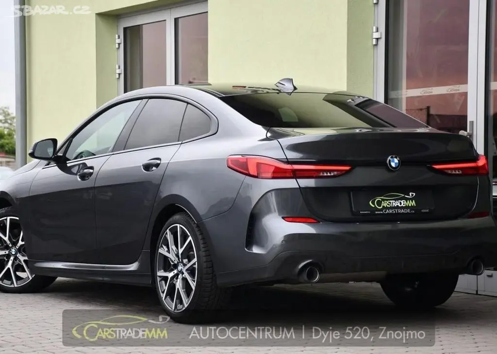 BMW Řada 2 218d M-SPORT 1M ČR HUD 110 kw - fotka 3