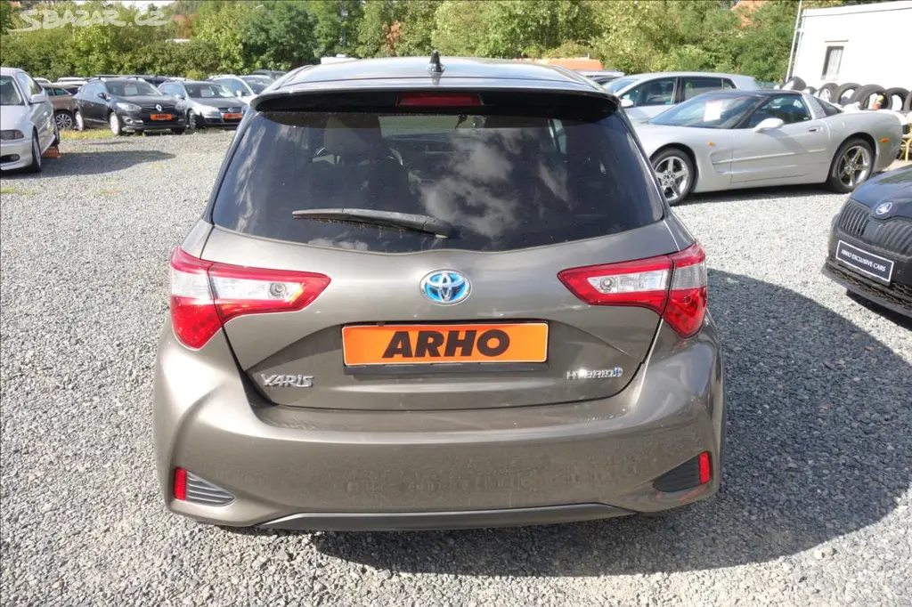 Toyota Yaris, 1,5 i, ČR, HYBRID, SELECTION. - fotka 5