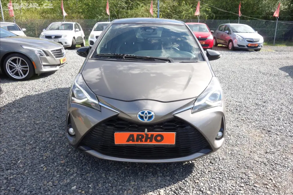 Toyota Yaris, 1,5 i, ČR, HYBRID, SELECTION. - fotka 2