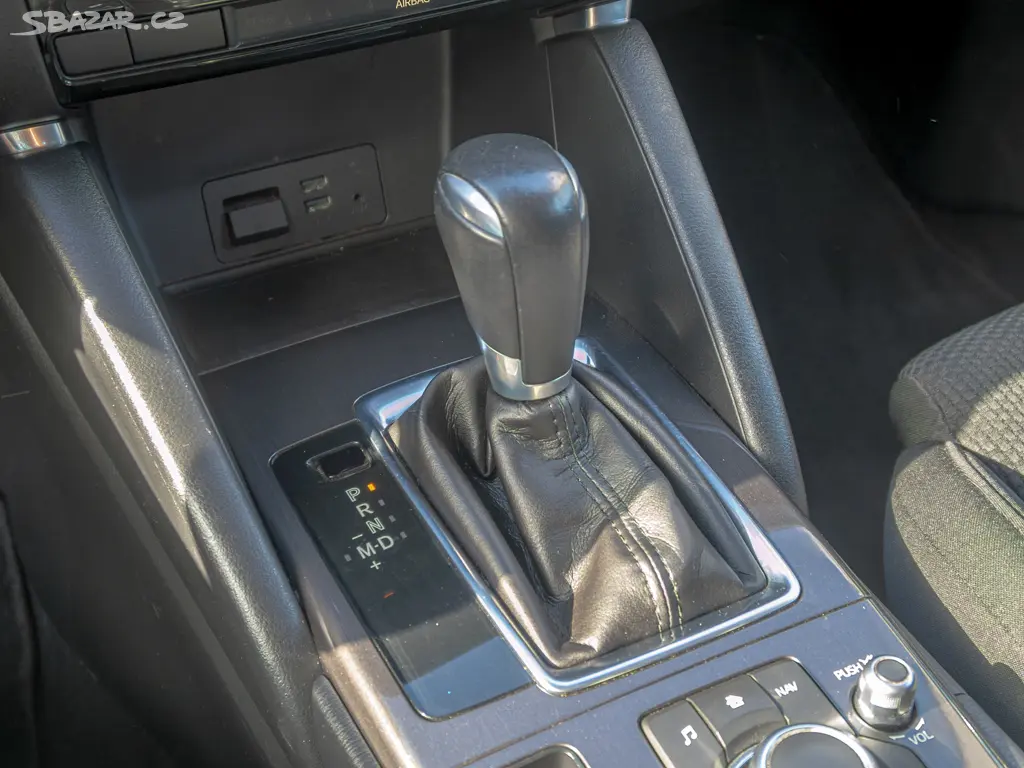 Mazda CX-5 2.2D 110KW MAT - PERLEŤ - fotka 6