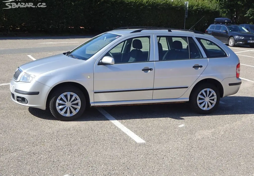 Škoda Fabia 1.9 SDI Combi r.v.2005 (STK:9/2028) - fotka 3