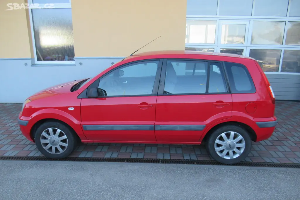 Ford Fusion, 1.4i KLIMA VYHŘÍVANÉ OKNO - fotka 6