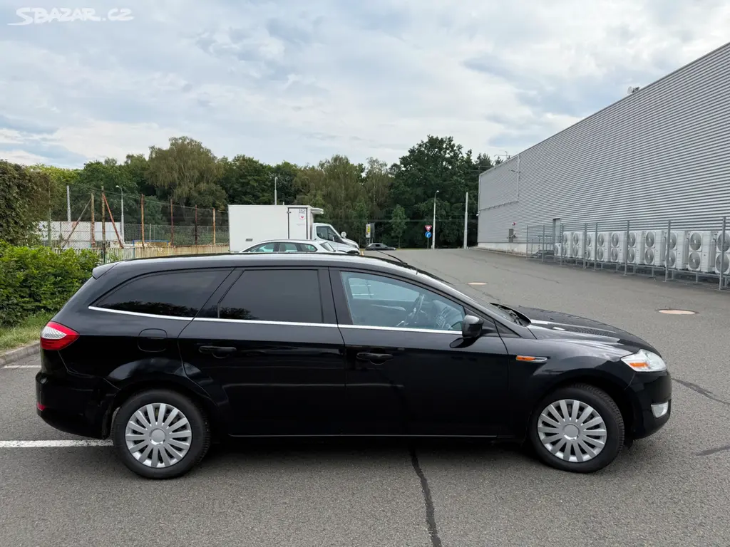 FORD MONDEO COMBI 2,0 TDCi 103kW - Klima - r.2010 - fotka 6