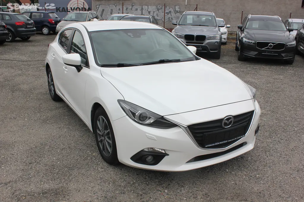 Mazda 3, 1.5 Skyactiv-G, VÝHŘEV,BIXENON