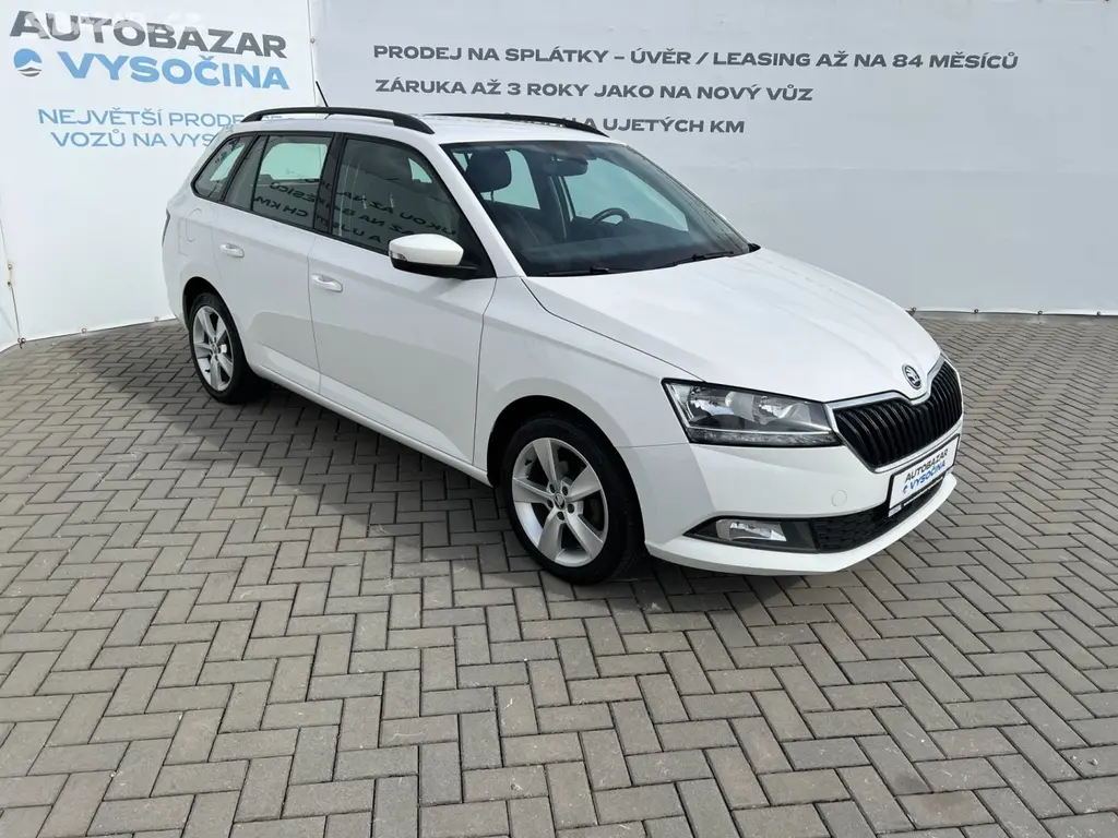 Škoda Fabia, Com.1.0TSi Tažné! Ambition+! - fotka 3