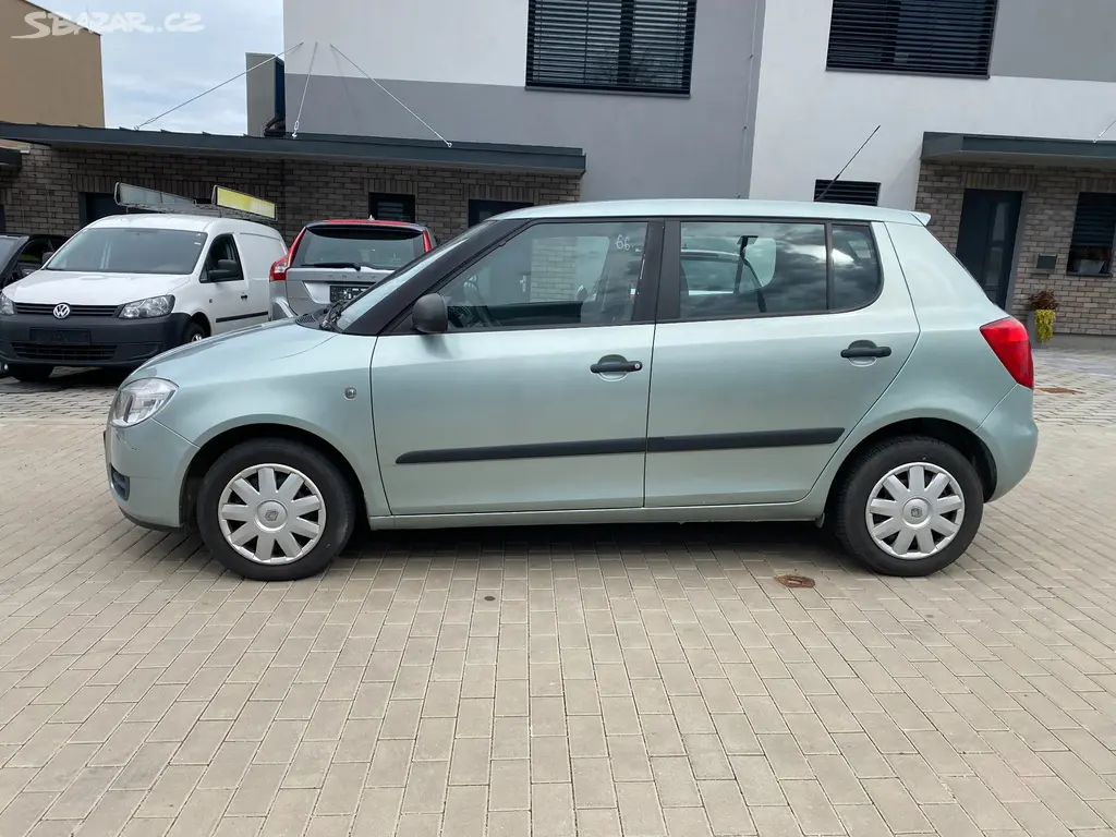 Škoda Fabia 1.4i 16V, 2010, nová STK, naj. 93000km - fotka 3