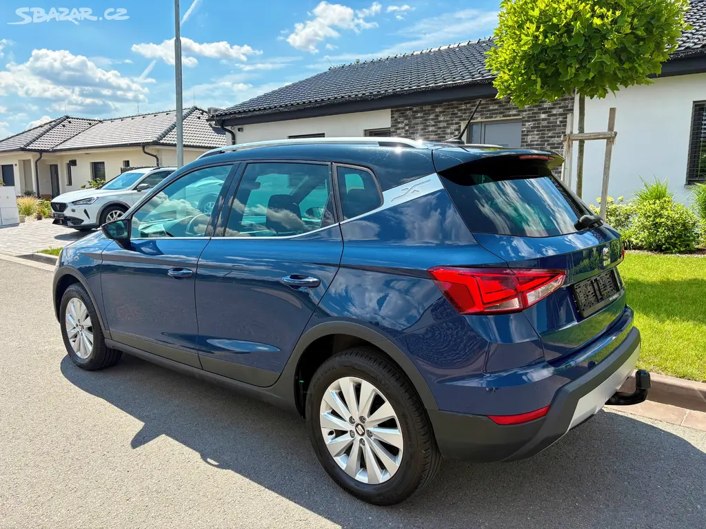 Seat Arona 1.0 TSi, tažné zař., navi, front, smart - fotka 4
