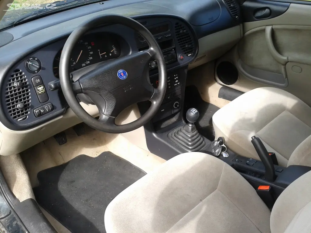 Saab 900 Coupe - fotka 4