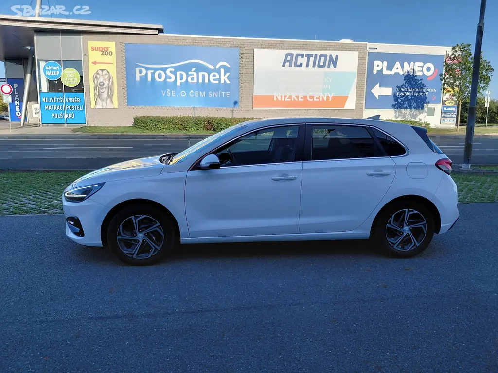 Hyundai i30, 1.5CVVT 81KW 1.MAJ 74 710KM!! - fotka 4