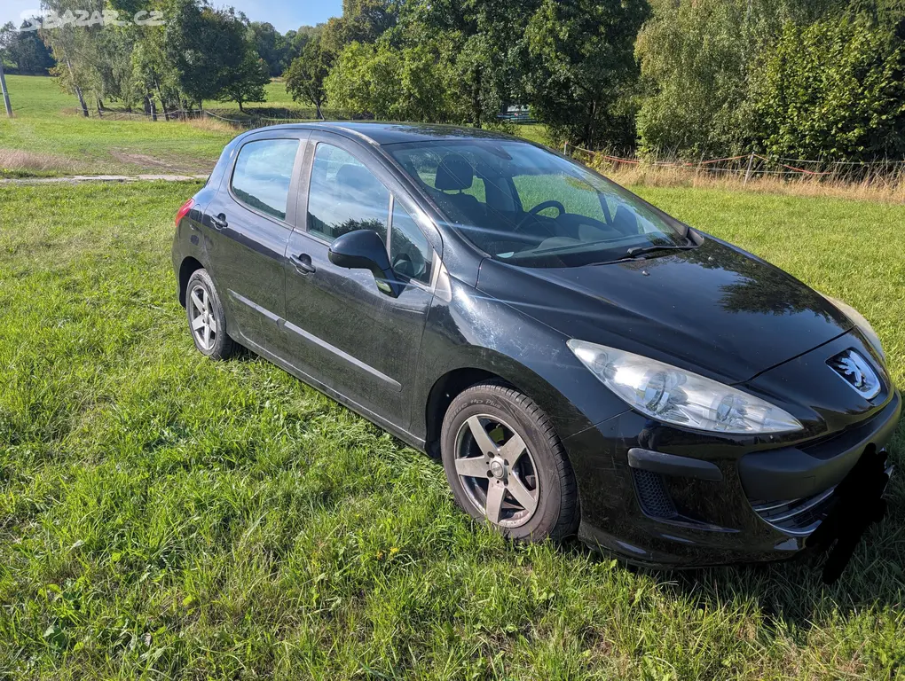 Peugeot 308 1.6 88 kW benzín - fotka 2