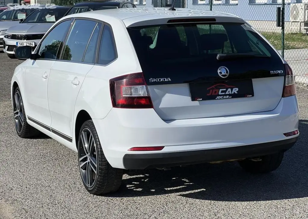 Škoda Rapid Spaceback 1.0TSi 81kw KAMERA manuální - fotka 5