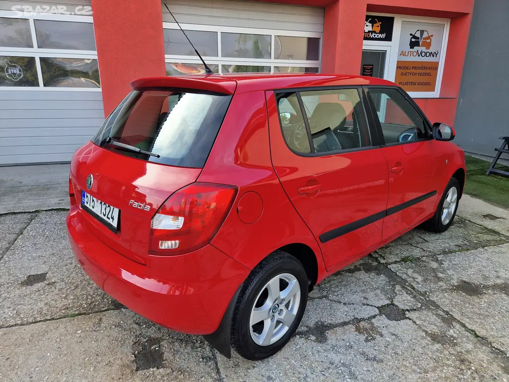 Škoda Fabia 1.2 44kW 2008 CZ - fotka 6