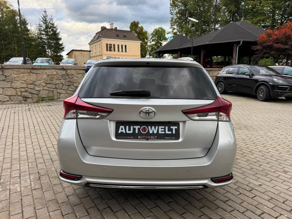 TOYOTA AURIS 1.2 T 85kW TOURING/AUTOMAT/FULL/KAMER - fotka 6