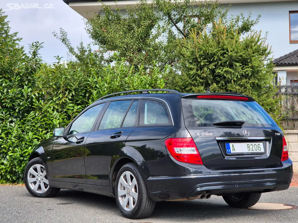 Mercedes-Benz C 2.2D Automat, top stav - fotka 4