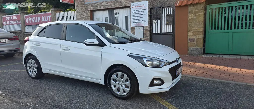 Hyundai i20 1.2, koupeno v ČR, 2.maj,, po servisu - fotka 2