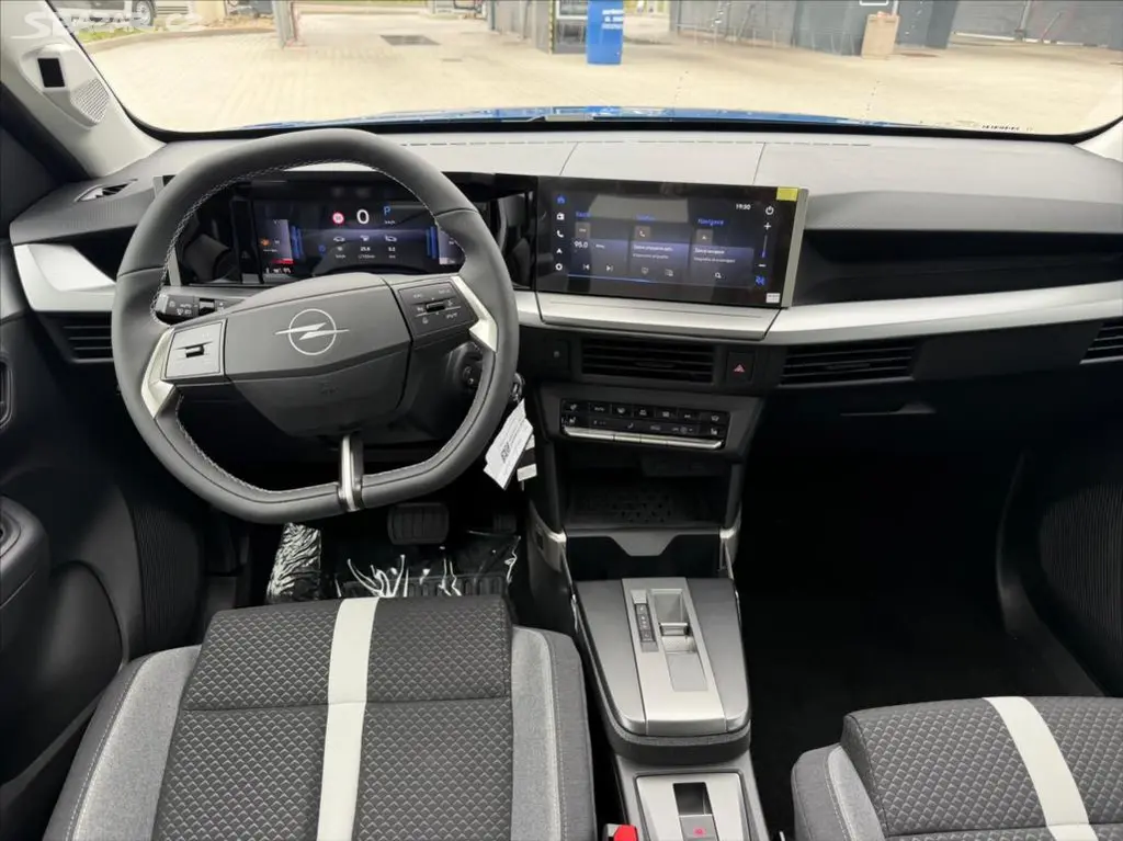Opel Frontera, 1,2 TURBO EDITION HYBRID - fotka 6