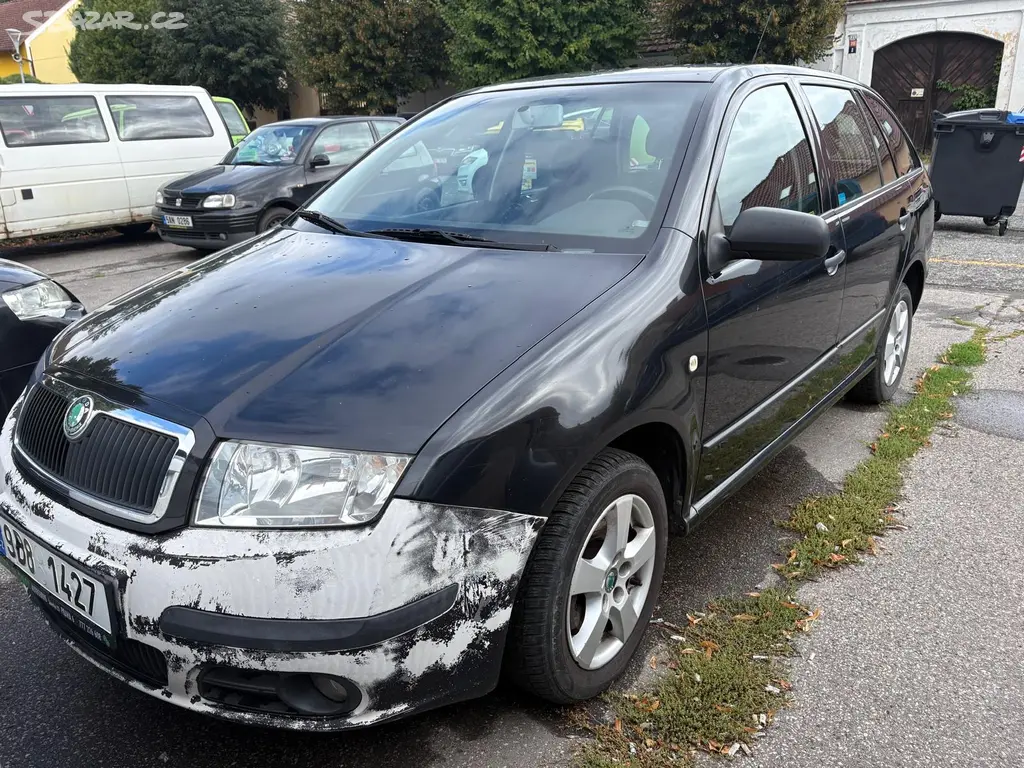 Škoda Fabia 1.4 benzín, 55 kW, kombi, STK 08/2028 - fotka 2
