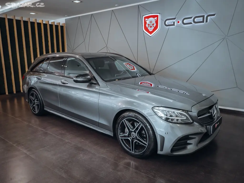 Mercedes-Benz Třídy C, C 220 CDI AMG - fotka 3