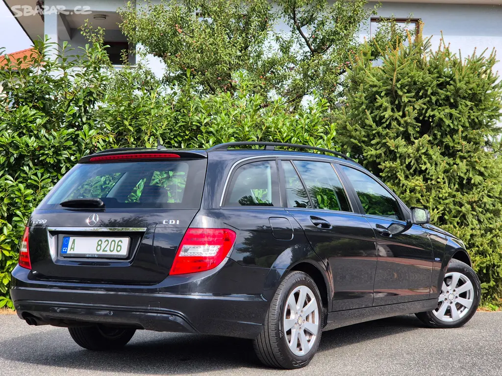 Mercedes-Benz C 2.2D Automat, top stav - fotka 5
