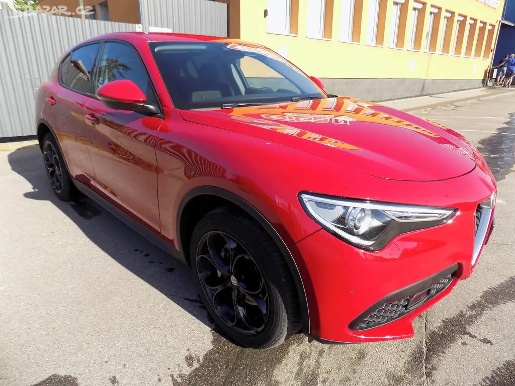 Alfa Romeo Stelvio 2.2 JTDM AUTOMATIC 4X4 - fotka 2