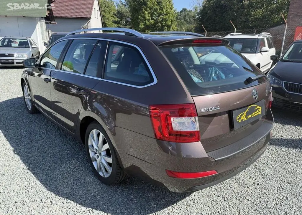 Škoda Octavia 2.0 TDI STYLE nafta manuální - fotka 4