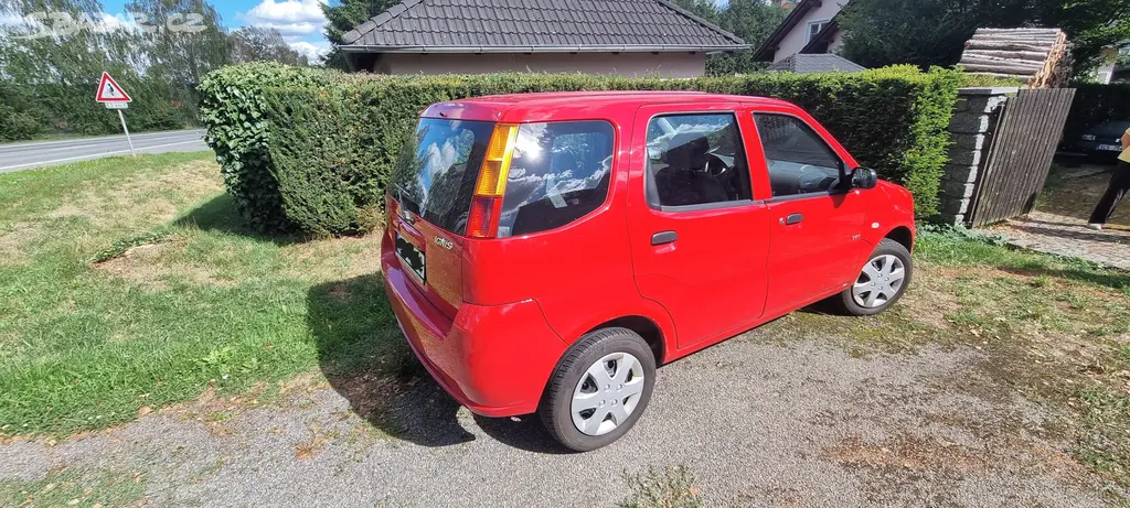 Suzuki IGNIS 1.3 - fotka 3