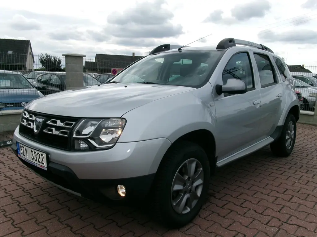 Dacia Duster, 1,5 Dci KLIMA LAUREATE - fotka 2