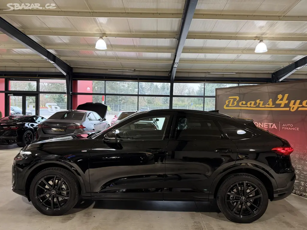 Audi Q5, SB TFSI 150kW 4X4 SLINE R20 3D - fotka 4